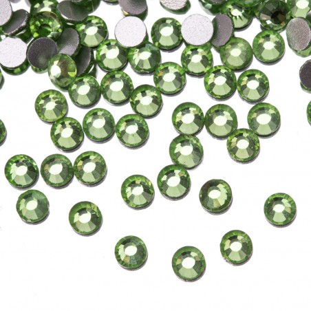 Cirkonio akutės "A LA SWAROVSKI" 50 vnt. SS10 PERIDOT