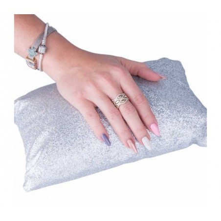 Blizgus porankis- pagalvėlė manikiūrui