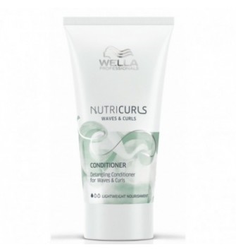 Maitinantis kondicionierius garbanotiems plaukams "Wella NutriCurls Detangling Conditioner" 200 ml
