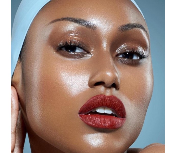 Danessa Myrics Beauty Colorfix mattes 24h PRIMARY RED